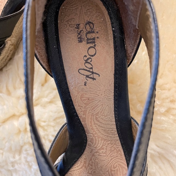 Euro soft wedge sandals - Picture 6 of 6